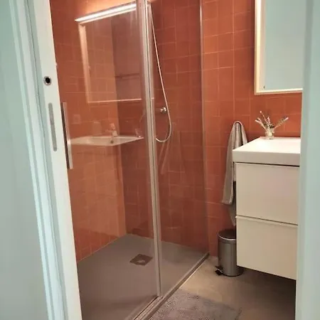 Casa De Diseno Con Piscina En Girona. Tatil Evi Ultramort