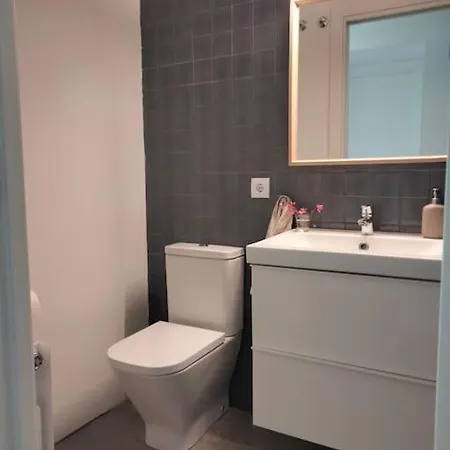 Casa De Diseno Con Piscina En Girona. Ultramort