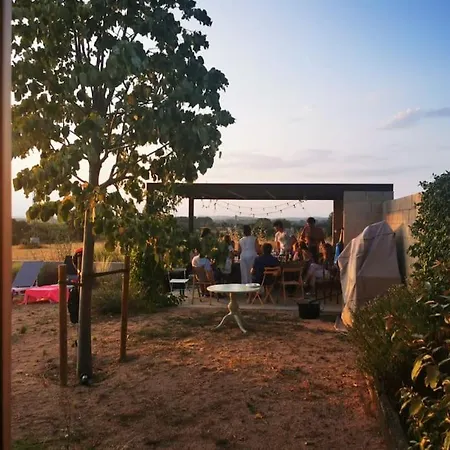 Casa De Diseno Con Piscina En Girona. Ferienhaus *